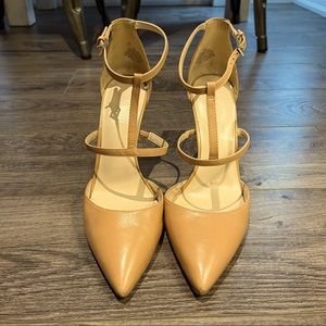 Nine West Tan Heels